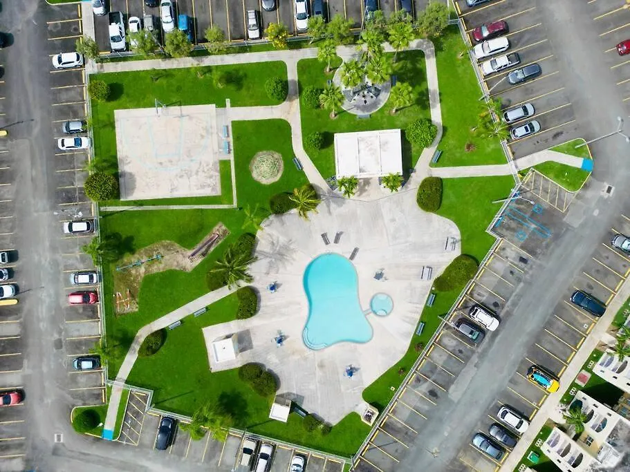 Apartmento En Rio Grande Con Piscina アパート